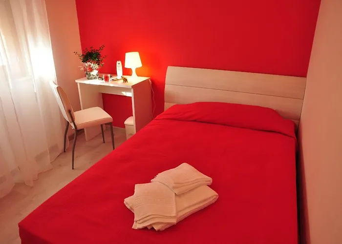 Domus Primavera B&B 스케르네