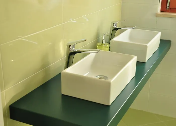 Domus Primavera B&B 스케르네